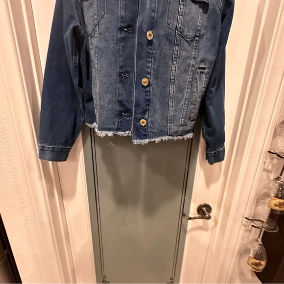 MICHAEL KORS MK Logo Cropped Stretch Denim Jean Jacket S Blue Gold Buttons M - Picture 4 of 12